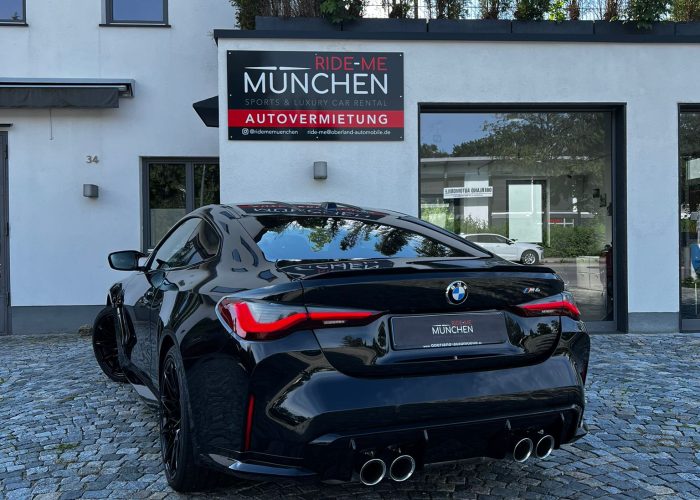 BMW M4 IMG-20240726-WA0027