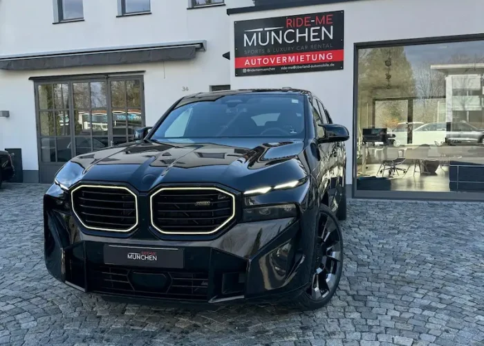 BMW XM