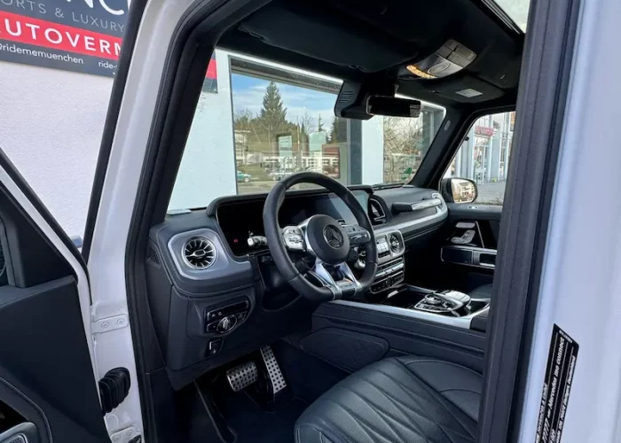 Mercedes Benz G63 AMG