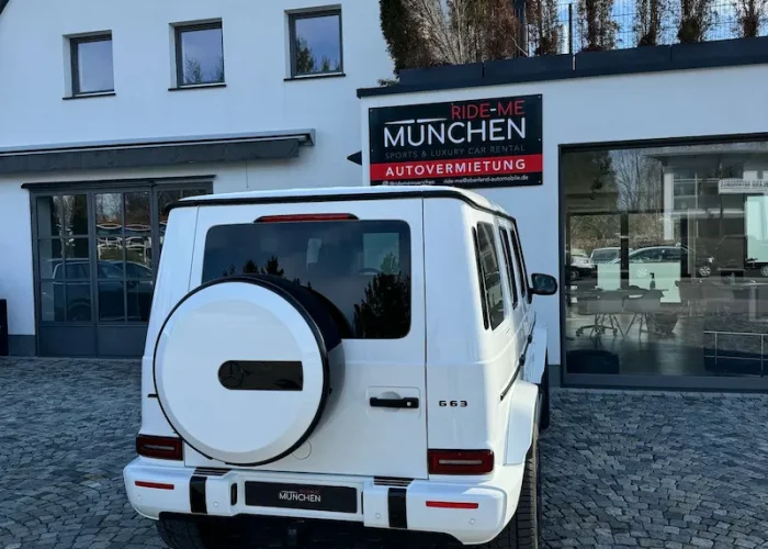 Mercedes Benz G63 AMG